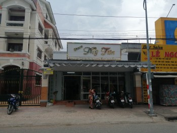 Lắp đặt cổng từ chống trộm tại shop Mỹ Tiên Phú Hòa An Giang