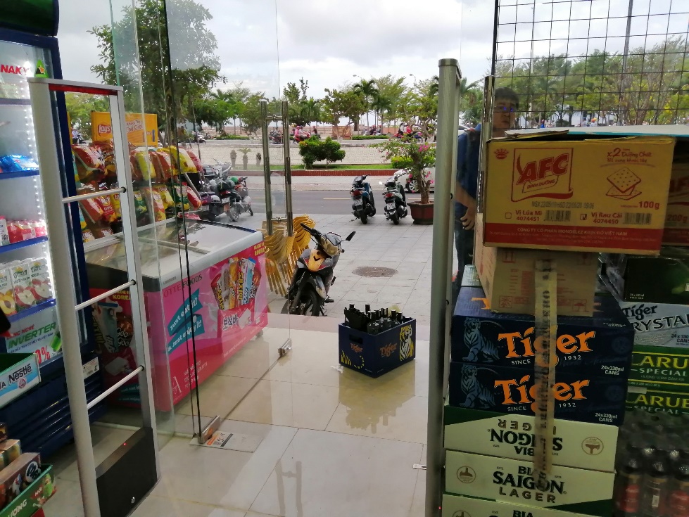 cổng từ an ninh siêu thị Viet Y Mart